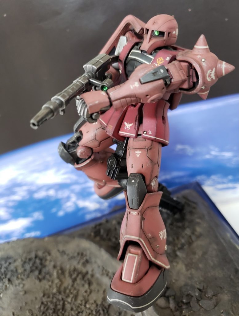 宇宙空間をイメージしたジオラマも作ってみました^^オリジン版のザクIはカッコよすぎでは!?