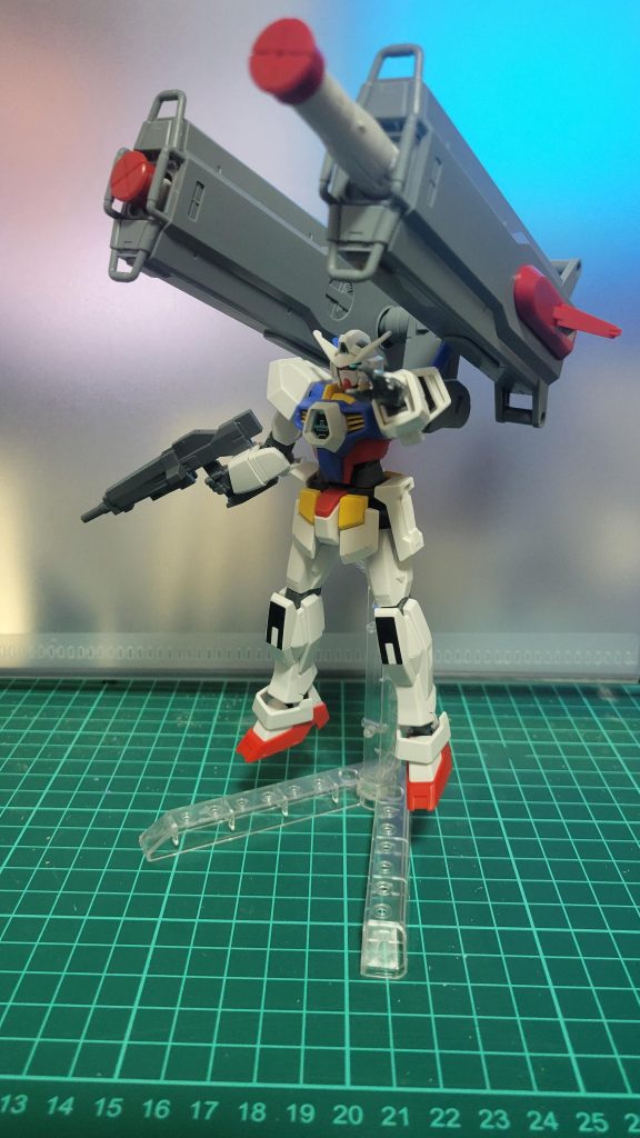 単にAGE-1に拡張セットの核取り付けただけですけどね。