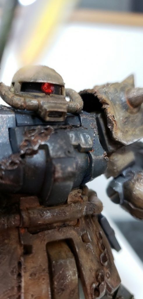 ウォッシングで割れた口パーツもよく見ないとわからないレベルには修復できました。