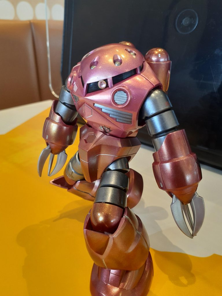 帰ってきたんだ風ポーズ…🍔