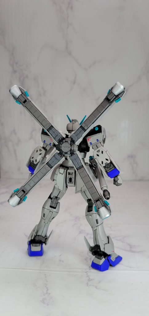 クロスボーンガンダムX1–3枚目/制作者：oraju