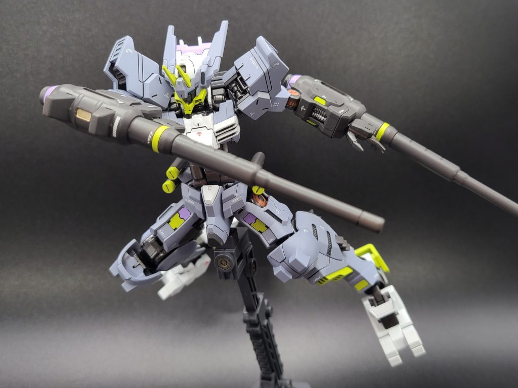 アクションポーズ