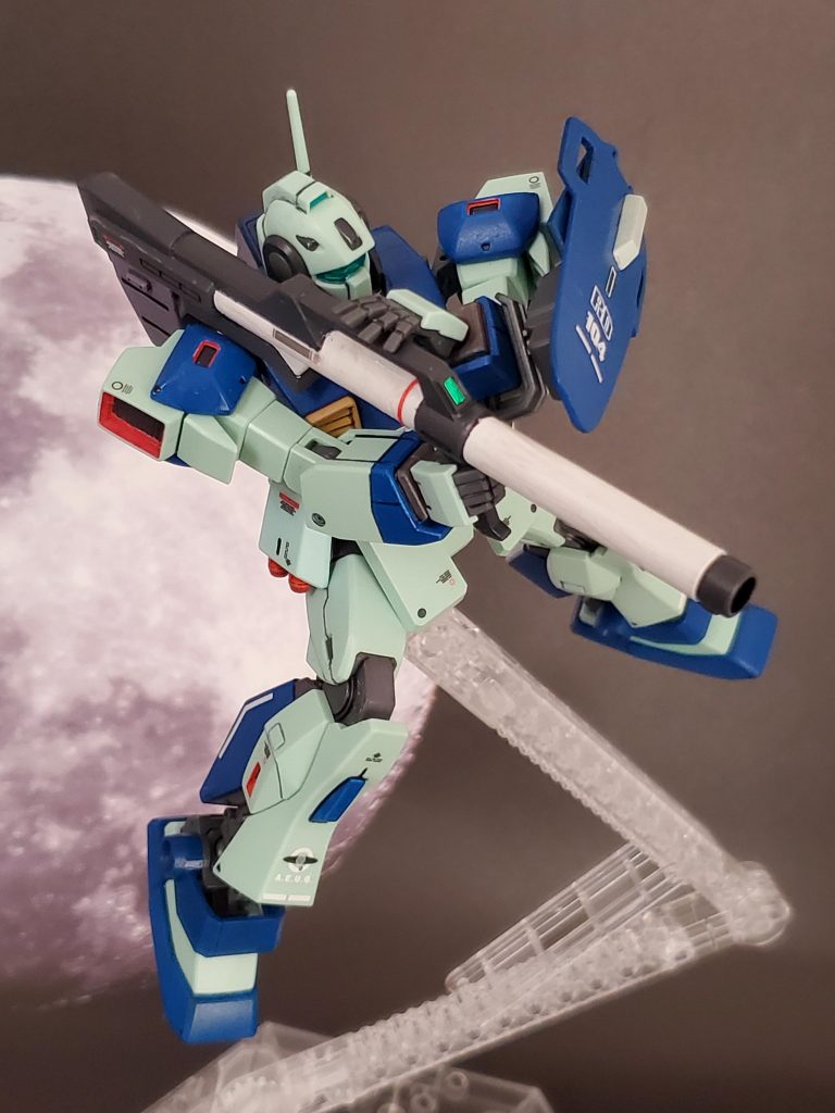 武装はガンダムMKⅡ同様のビームライフル、ハイパーバズーカを装備。さらに両腰にグレネードランチャーを装備しています🎵