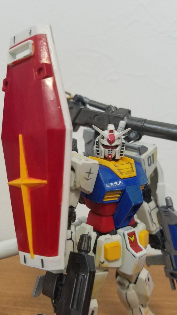 本当は、7月8日、「ガンダムの日」に出そうと思っていたんですが、間に合わず。まぁ出来も悪いので、別にこだわらなくてもいっか、という考えにたどり着きました(笑)次回はRGフルアーマーユニコーンにしようかなと考えています。かなり大変なので、素組です。頑張ります‼️ 