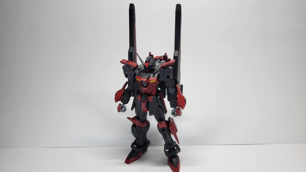 正面。エクシアダークマターみたいな機体を作りたいというコンセプトで制作しました。