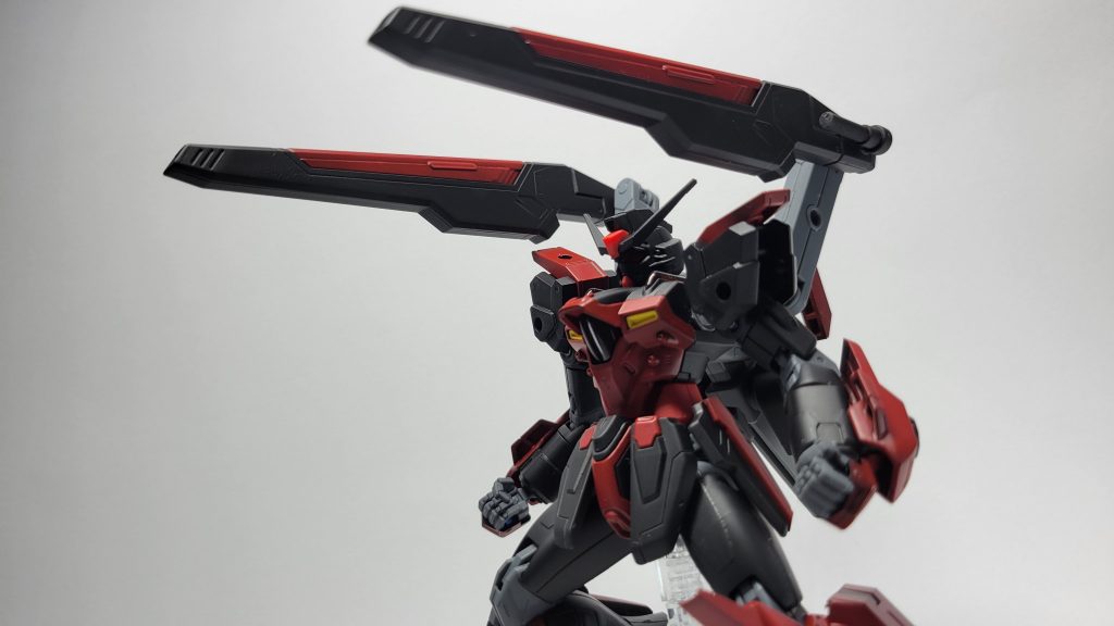 射撃武装は頭部のCIWS、ブレストバルカン、腕部のパルマフィオキーナ(GBMより)、バラエーナプラズマ収束ビーム砲を装備しています。