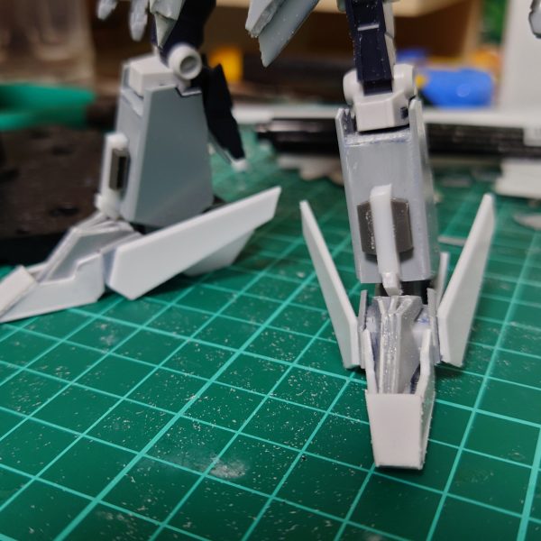 例によってクスィーも買えないので…またコアガンダムでクスィーアーマー作製してます👀5周年コンに間に合うかなぁ〜（3枚目）