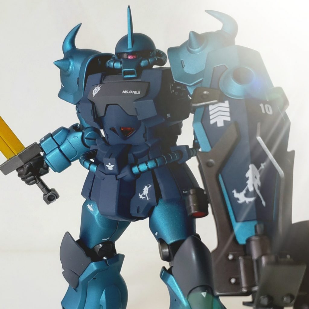 HGUC MS-07B-3 グフ・カスタム【シャア・アズナブル仕様】塗装済完成品