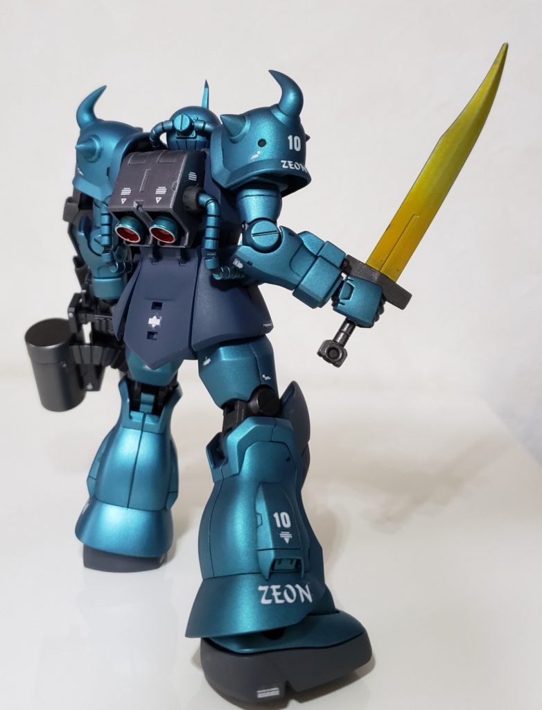 バックショット。バーニア青くしすぎたね💦もう1回シルバーで塗り直して紫っぽくしても良いかも?ヒート剣ももっと上手く塗れるようになりたいですね。