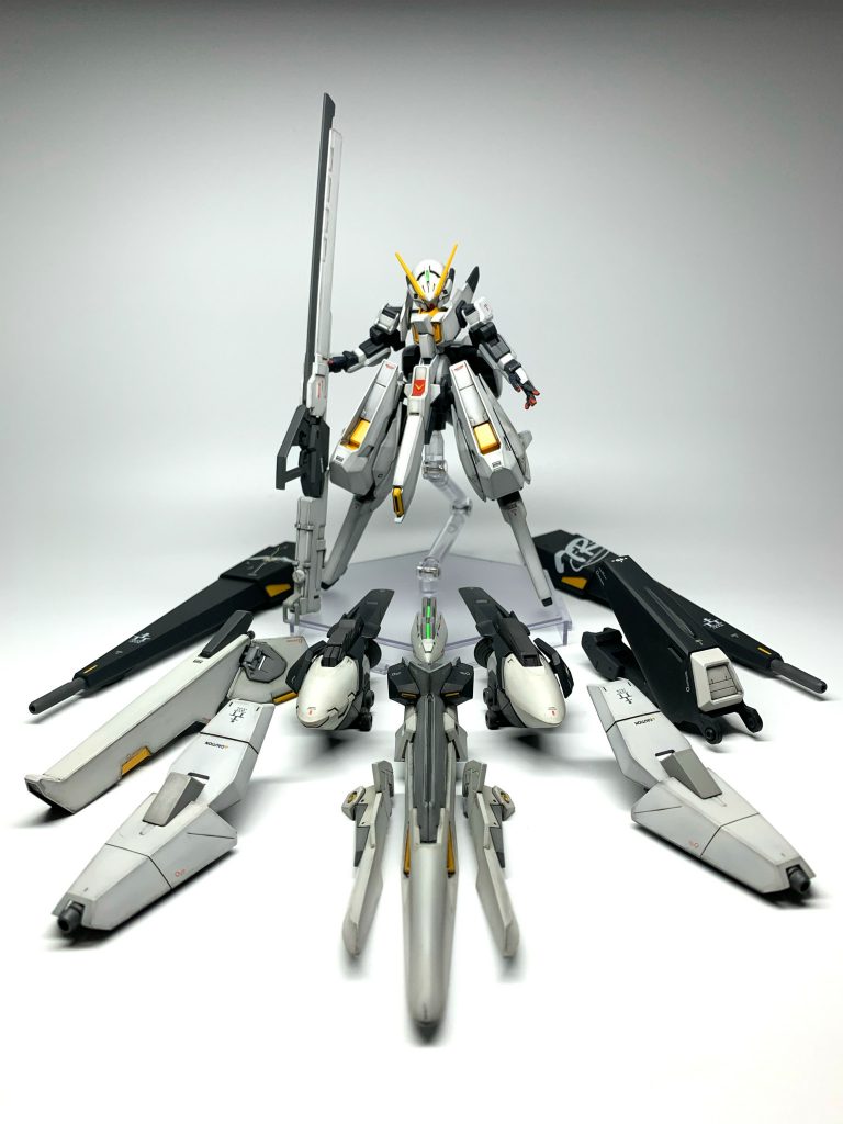 最後に、前作でWez@caitsithさんよりスタティックディスプレイを見てみたいとのご要望がありましたので、中身のウーンドウォートにズラリと装備を並べてみました‼️ それでは最後まで閲覧ありがとうございました‼️(*`・ω・)ゞ