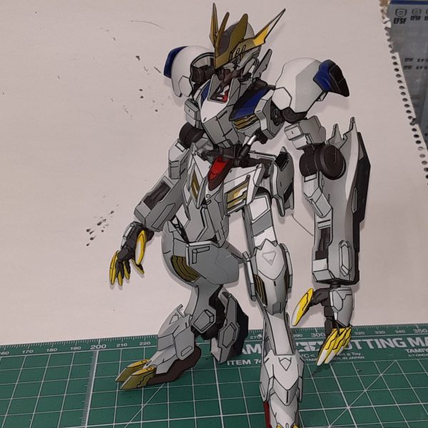 バルバトスルプルスレクス アニメ塗り