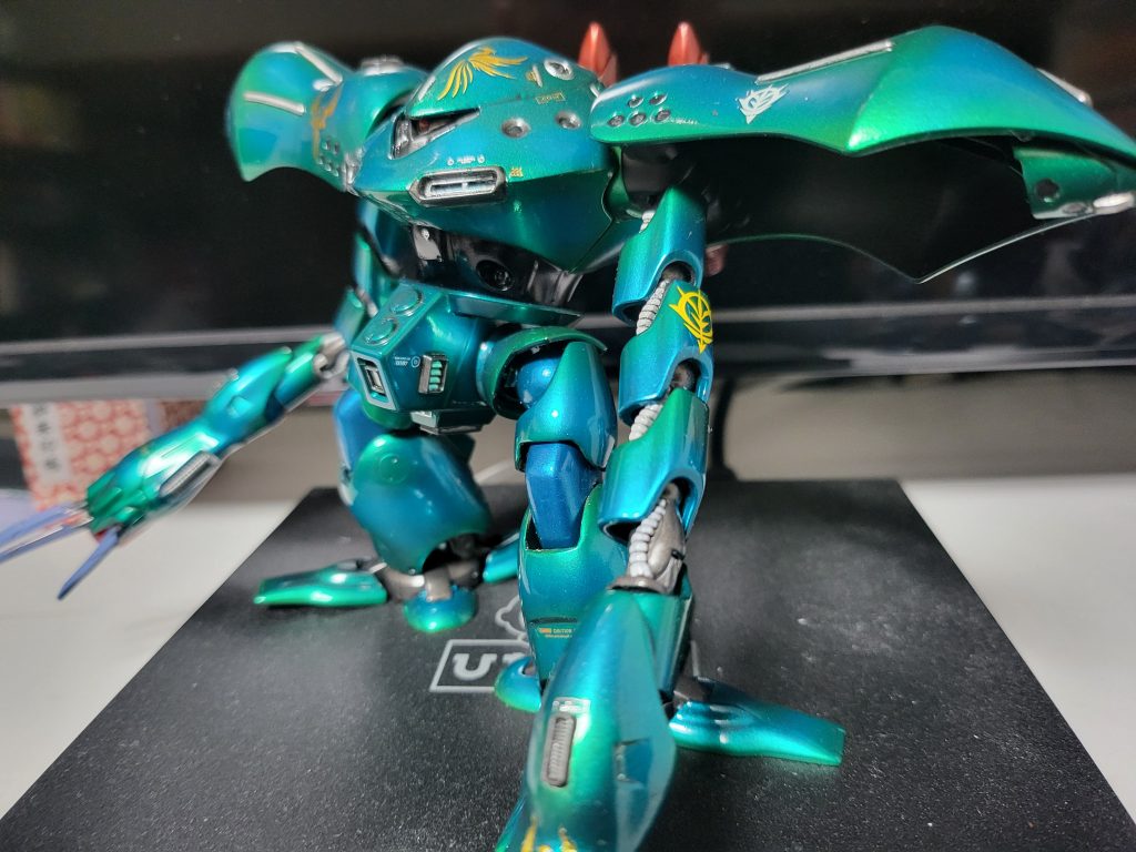 派手にいこう–4枚目/制作者:じゅん ぺい