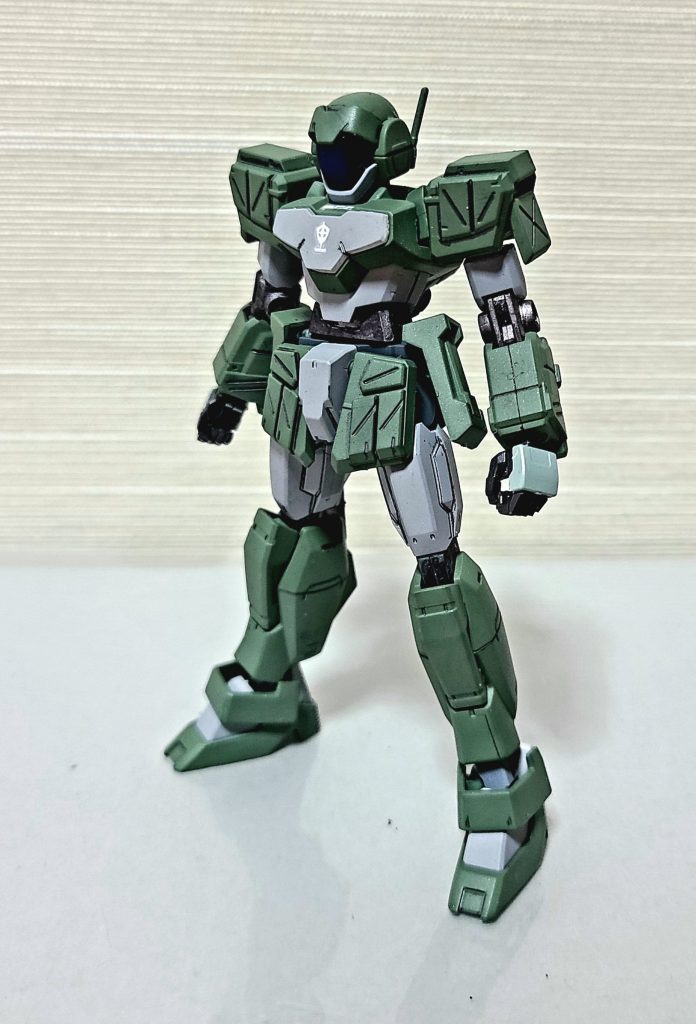 そういえばなかったということでスラスターなしでのショット没にした理由は「これだけだとパトレ〇バーヘルダイ〇ー感があってちょっと…」となったのでこちらに載せました