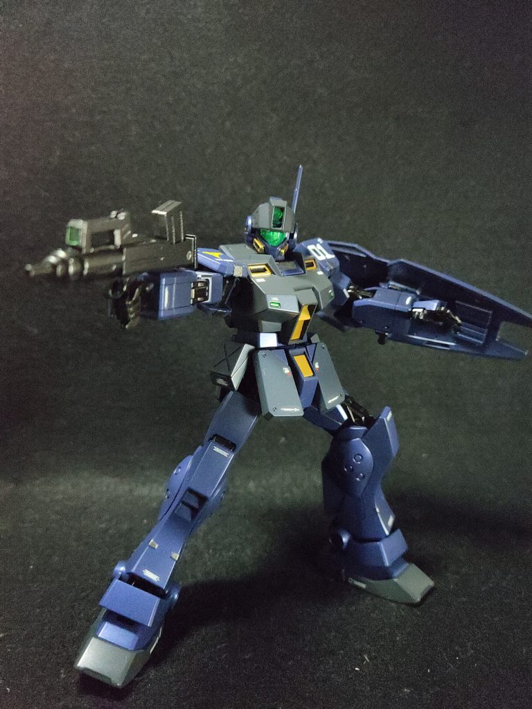 ガンプラ始めて一年弱ですがガンスタ共々よろしくお願いします😊Twitterもやってるので是非よろしくお願いします🙇‍♂️