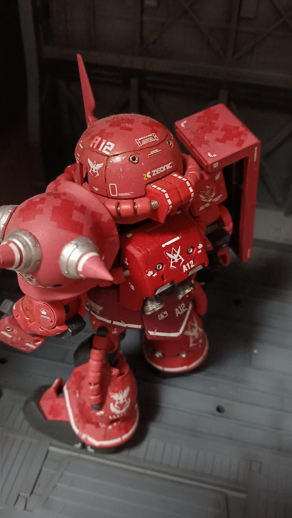 ランドセルはRGシャアザク用を移植しました(^^)d