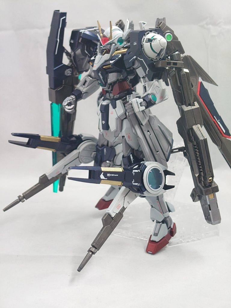 アルティメスのキャノン（名前がわからん）4門　角度を調整できるように改造しても良かったかも…