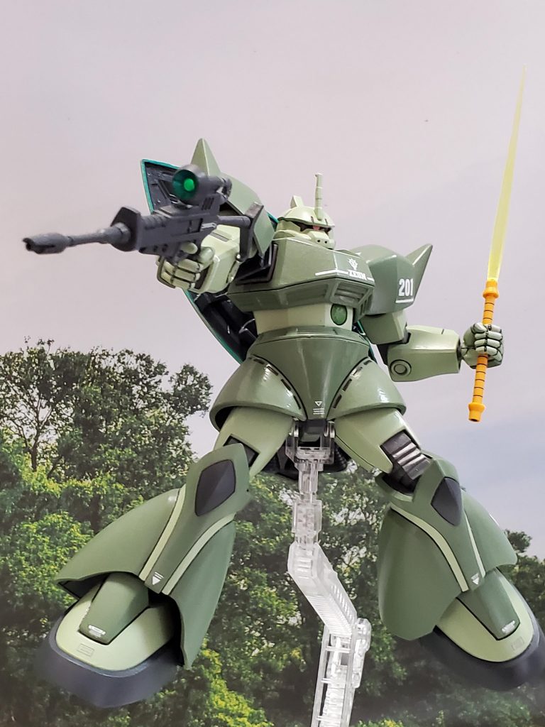 制作で一番苦労したのはいつも通りの筆による赤🟥➡️緑🟩への全塗装でした～😅初めてのプチ改造も出来て満足しています🎵