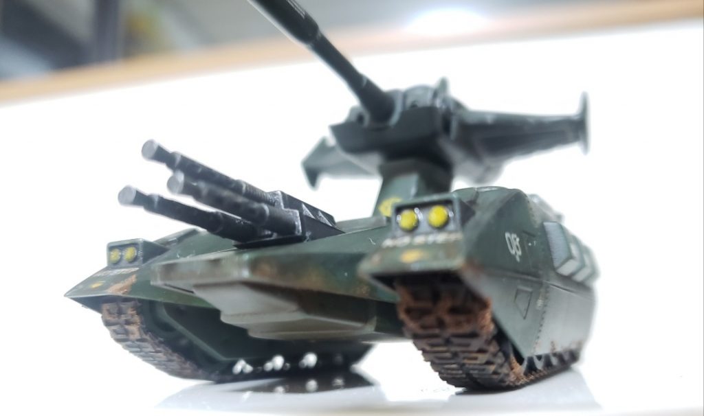 35㎜機関砲の先端に穴開けようと思ったけど……ムリでした。先端を切断してプラパイプを継ぎ足せば良かったですね^^;旧キットとは思えないほどディテールなども精密に入ってカッコ良くて440円だもの、そりゃ再販される度に瞬殺されるのもわかりますわ!