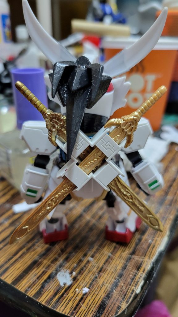 劉備高達的髮型改向下