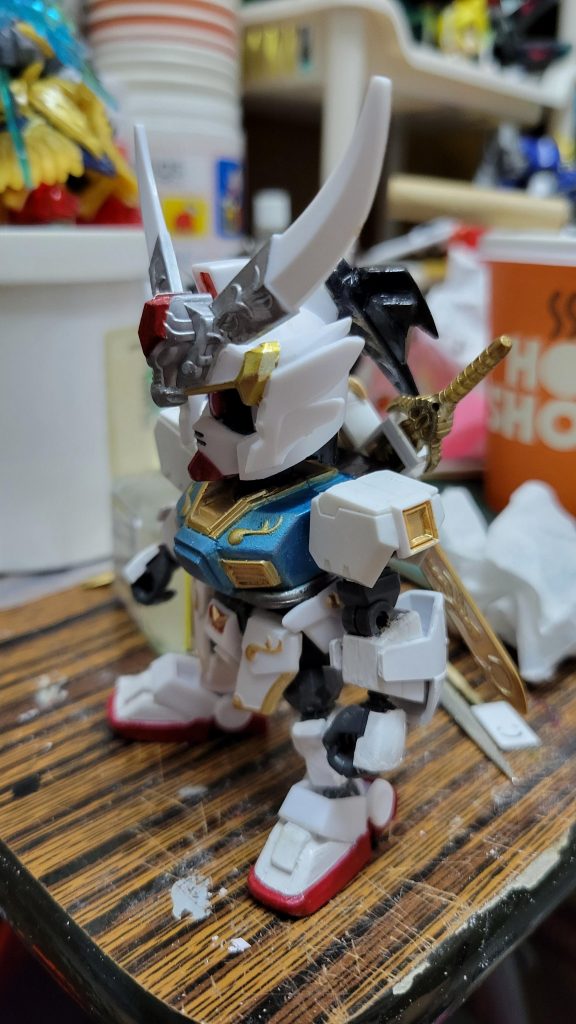 腿部參照雷霆宙域版完美高達改造