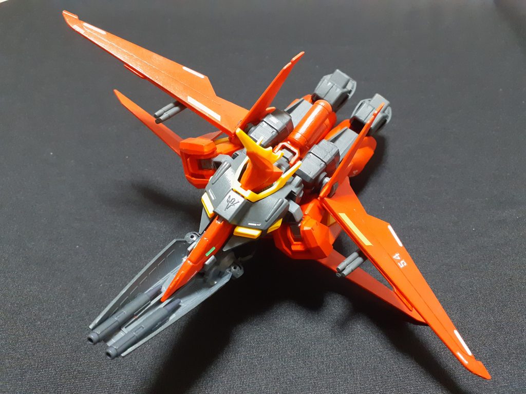 MAモード。可変翼4枚により小回りは効くって設定です。