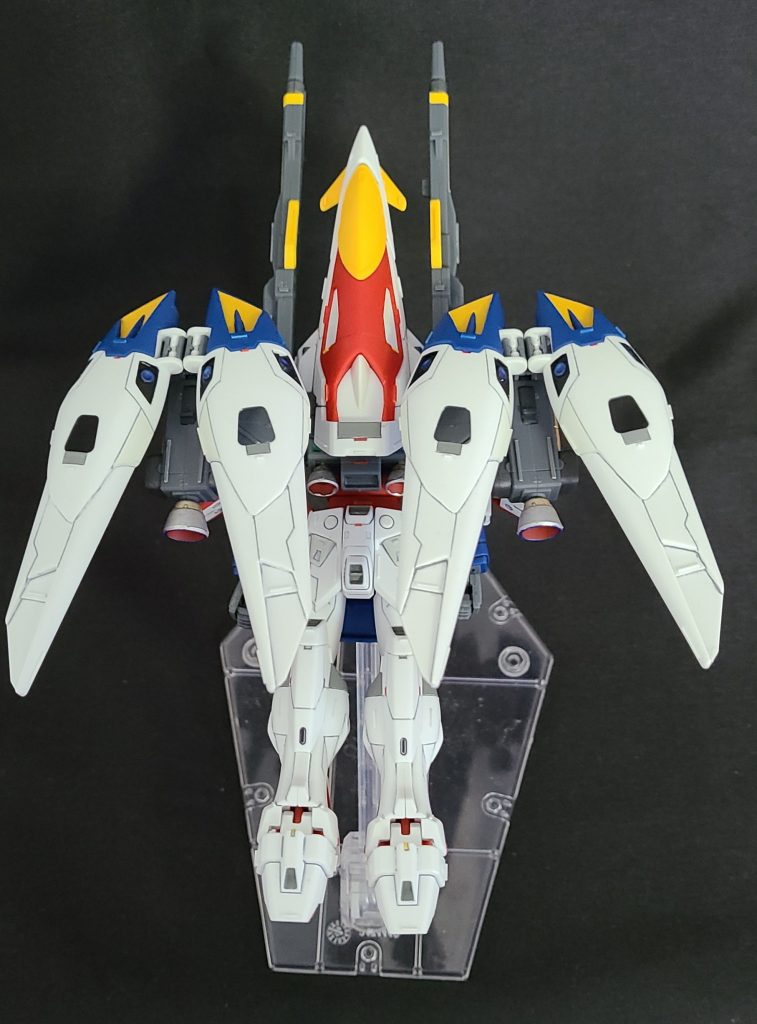 HG　ウィングガンダムゼロ　成型色仕上げ(一部部分塗装)–3枚目/制作者：Ash Lynx