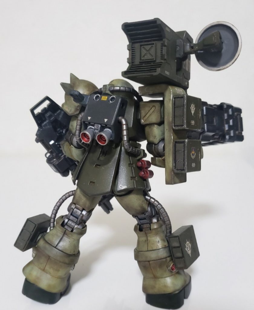 バックショット。きちんと自立可能です。今回はMr.ウェザリングカラーのラストオレンジも使って錆汚れも入れてみました。