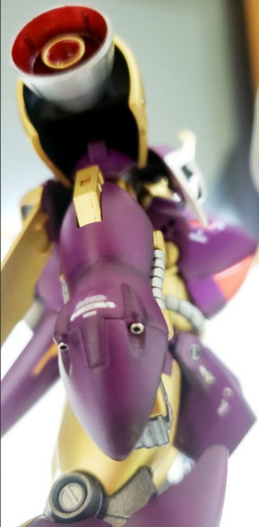 腕部110mm機関砲が造形全く無しなので開口して1.5mmカシメ玉装着してそれっぽく^^