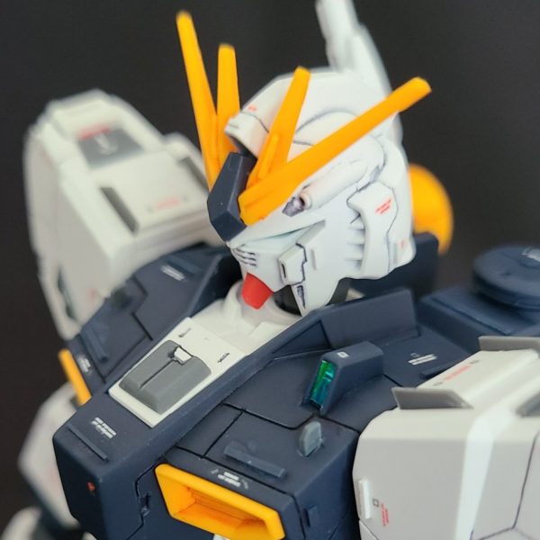 EG ニューガンダム　成型色仕上げ