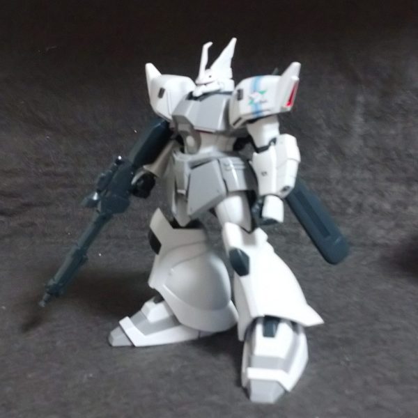 シン・マツナガ専用ゲルググJ