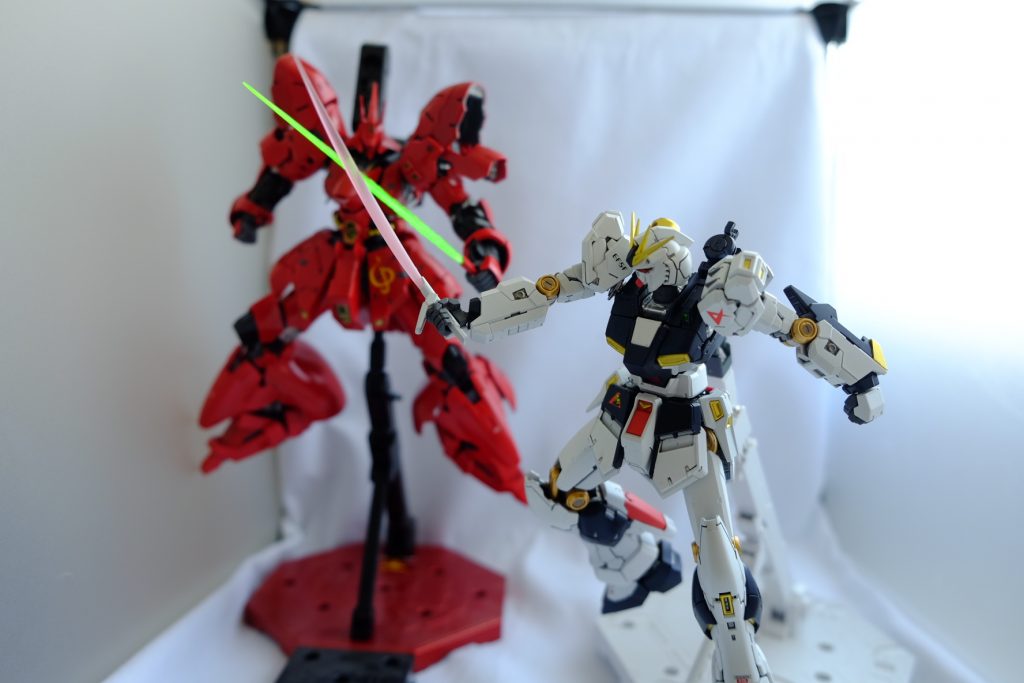 ガンスタ初投稿のサザビーくんと一緒に
