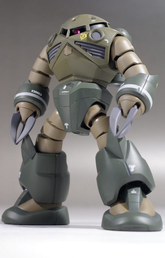 傷付いたジオンのデカールがメッチャいい味出してます