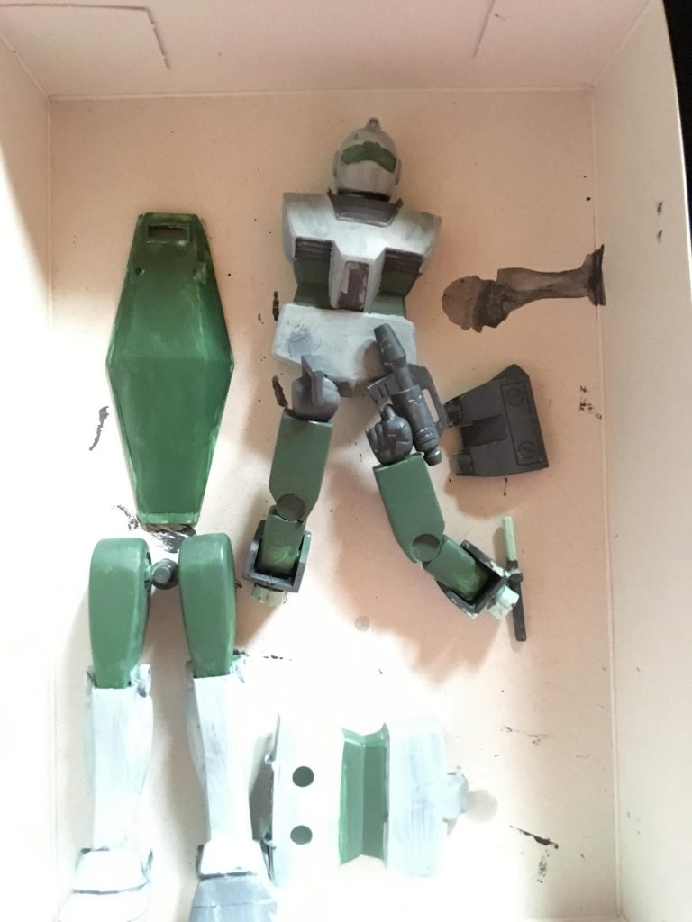 すぐ完成させるため、合わせ目消さずに作りました。たまには割り切って作るのも良いと思います。