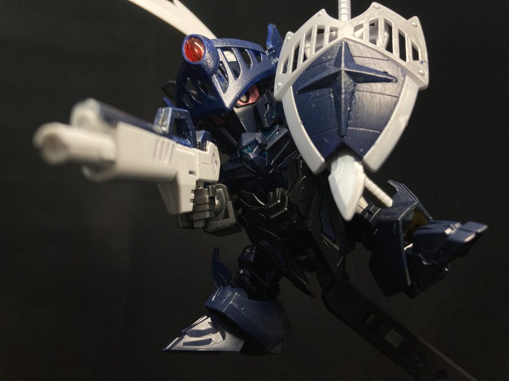 SDながら迫力あるポージングが可能……さすがSDヒーローズの機体が素体なだけありますね