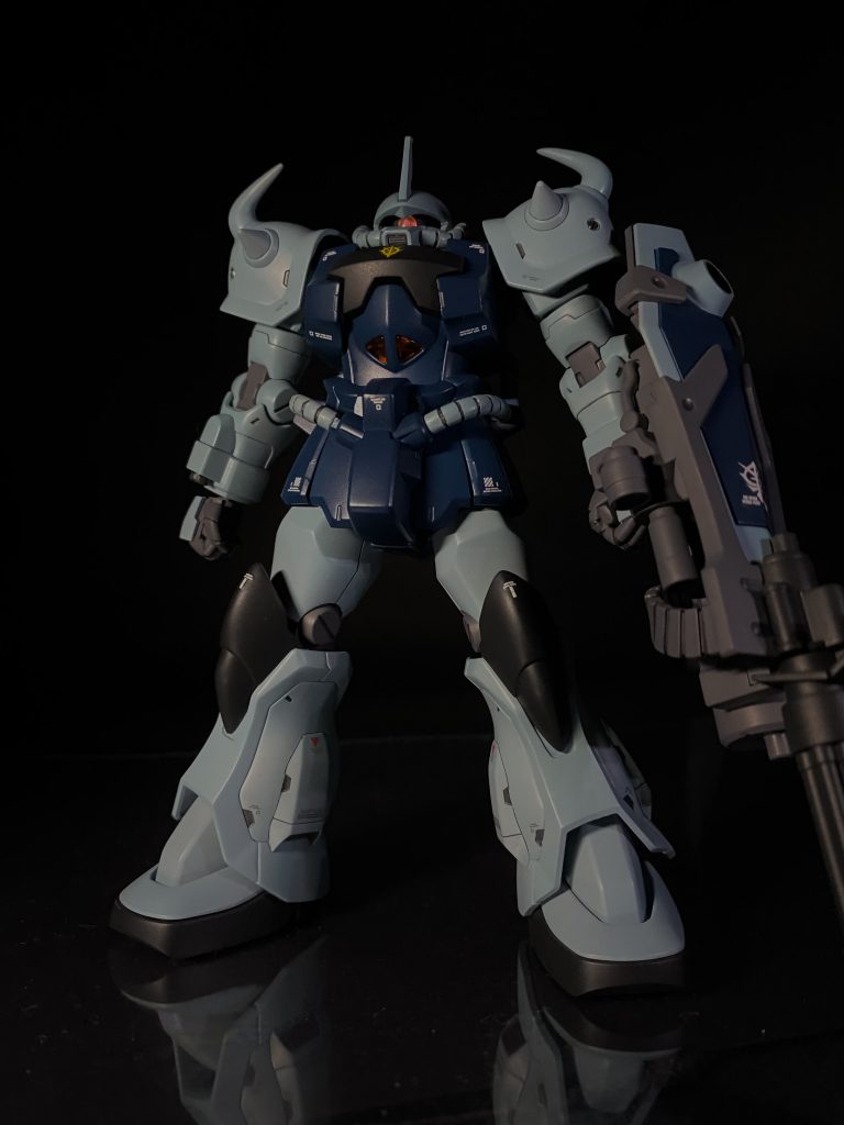 正面ショット。グフフライトタイプ同様、出来がいいキットですので、改修無し。モノアイをHアイズ化したぐらい。