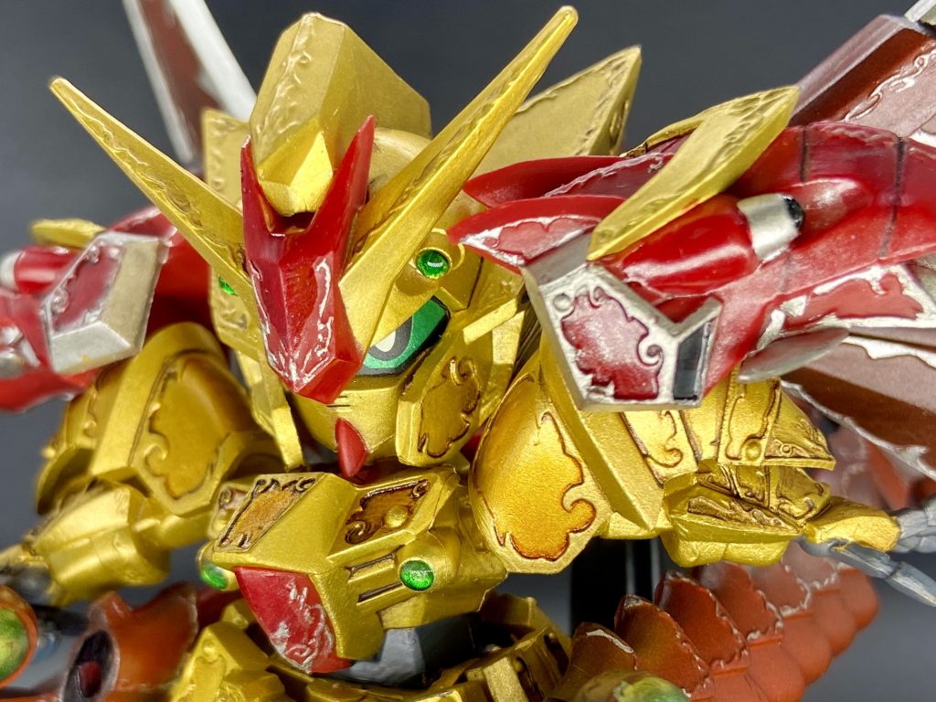 以上、煌極スペリオルドラゴンでした!第三子が生まれたりバタバタで工作の時間がなかなか取れず、塗りだけで遊ばせていただきましたぜ!この鬼モールド、原型誰かと思ったら宮内先生だった…とんでもねぇっすな!