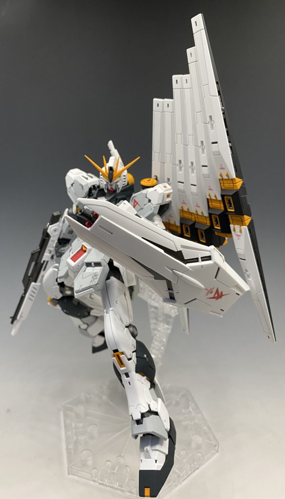 νガンダム–4枚目/制作者：奈々姫