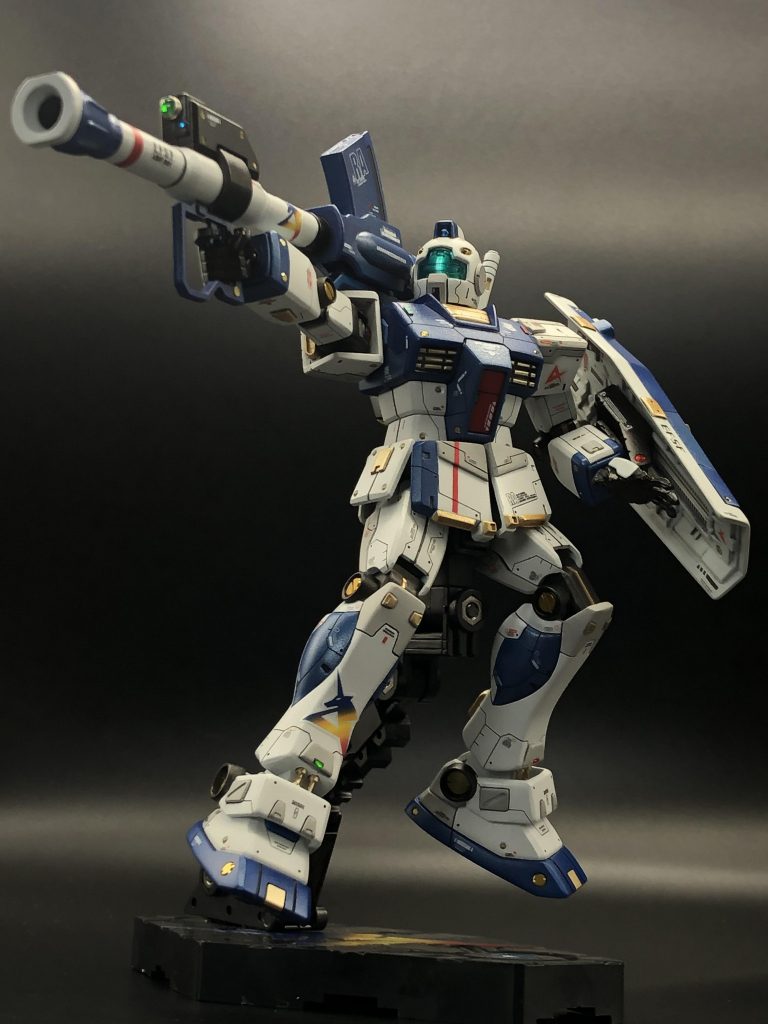 今回撮影した中で1番のお気に入り画像‼️フロントスカートは分割可動するように改造してみました。