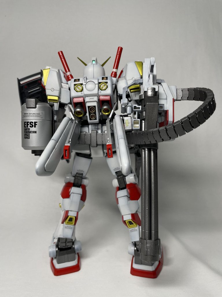 給弾ベルトがかっこいいですね。 