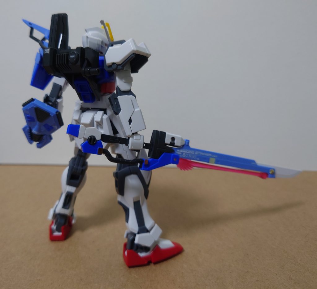 後ろからのショット。背中のは多少ゴリ押し気味です