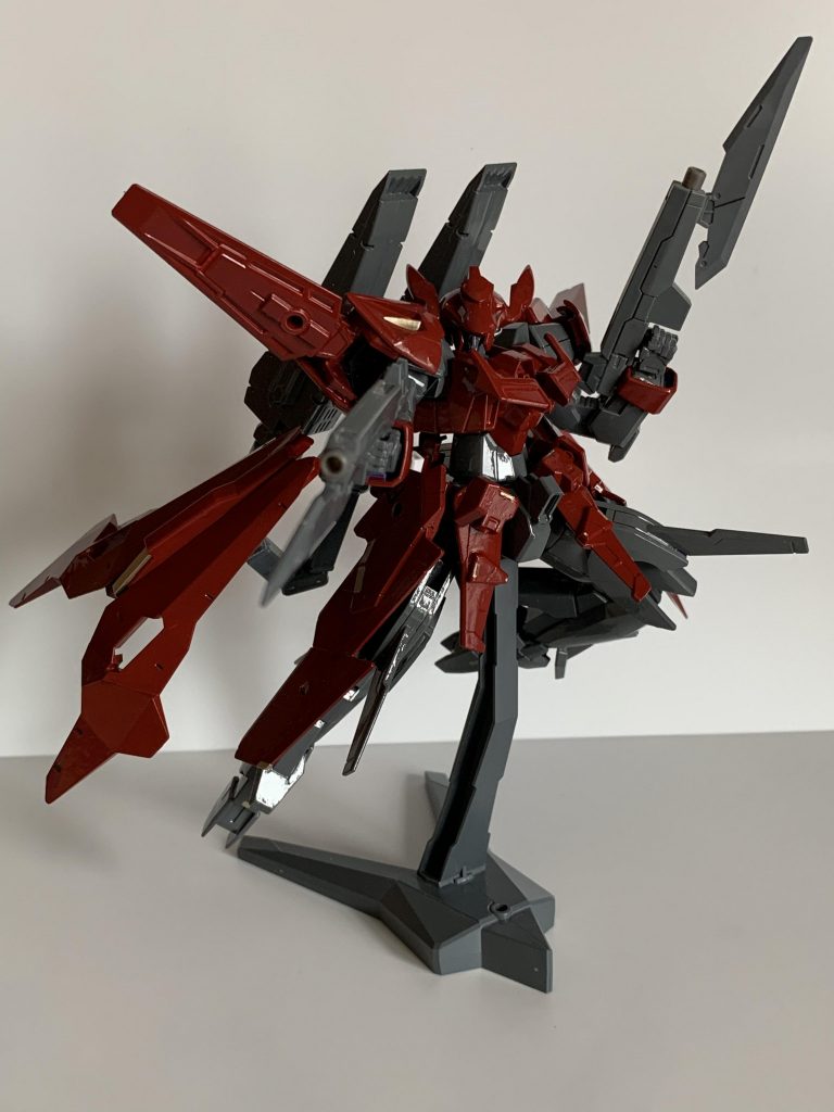 主武装のE.R.B.A(銃剣付きビームライフル)。