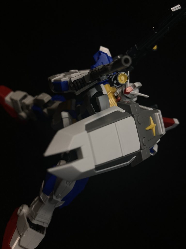 ビームライフルで決めポーズ!!今回はすぐ読めるように終わらせてみましたねこれでもまあいいのかも?ご観覧頂きありがとうございました!!