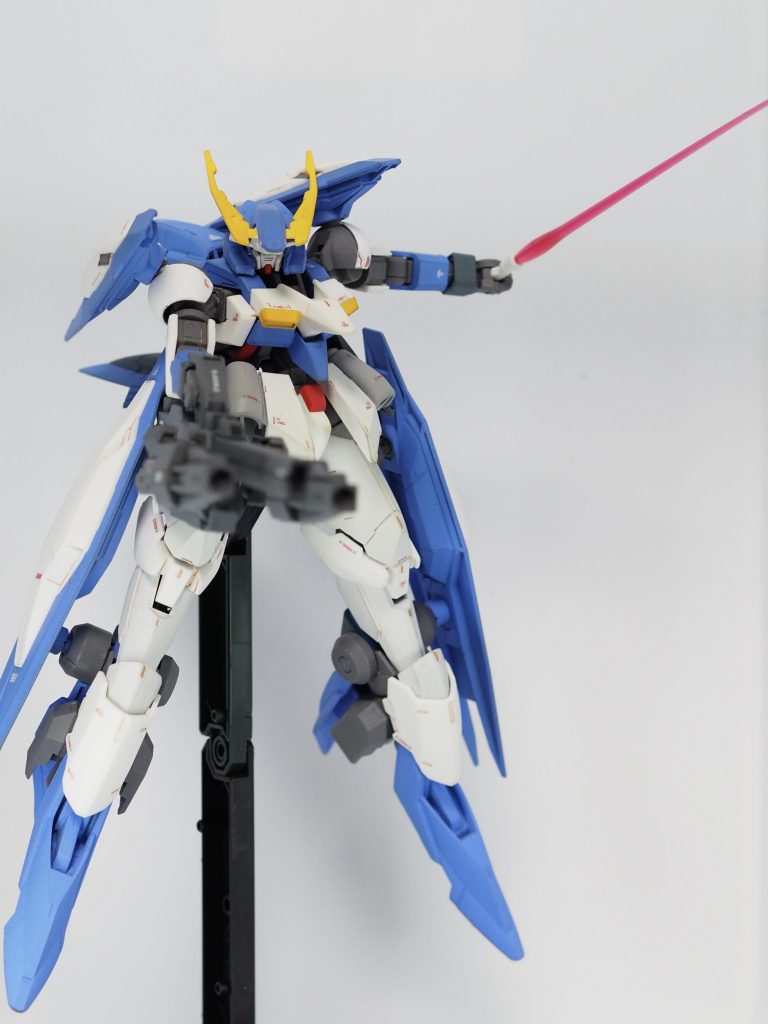【ガンダムジュリア】空中戦、宇宙戦用の形態武器は大型ビームキャノン(トリプルモード)ストーリー後半に登場する主役機のイメージです。