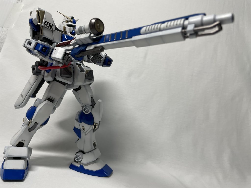 4号機と言えばメガ・ビーム・ランチャー！一撃で敵の艦隊を撃滅するほどの高威力。