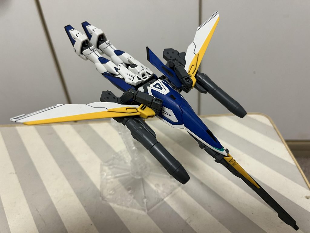 パワードアームズってことはミサイルにも変えられます。対地爆撃のイメージにも一応なります。ウイングを爆撃機運用するのは贅沢な話ですが。