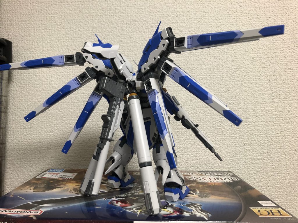 Hi-νガンダム(素組み)–3枚目/制作者：リリカル