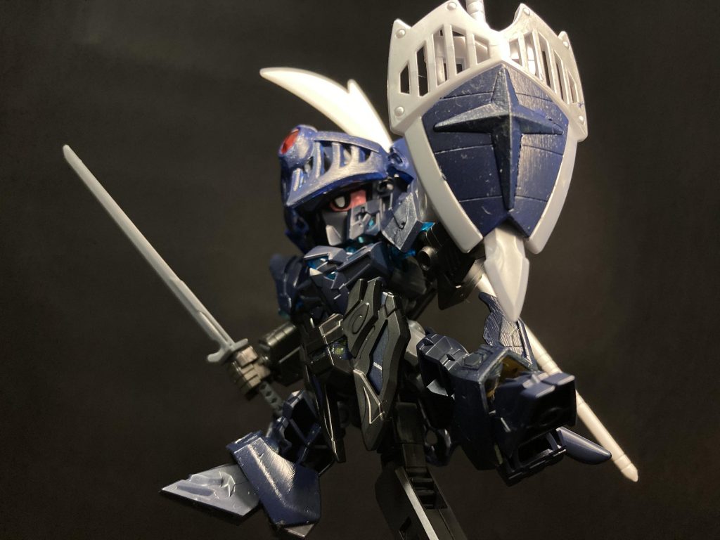 ということで刀です!!騎士名乗りが刀はだめだろ!!投げて使うようです(常人の発想では無い)