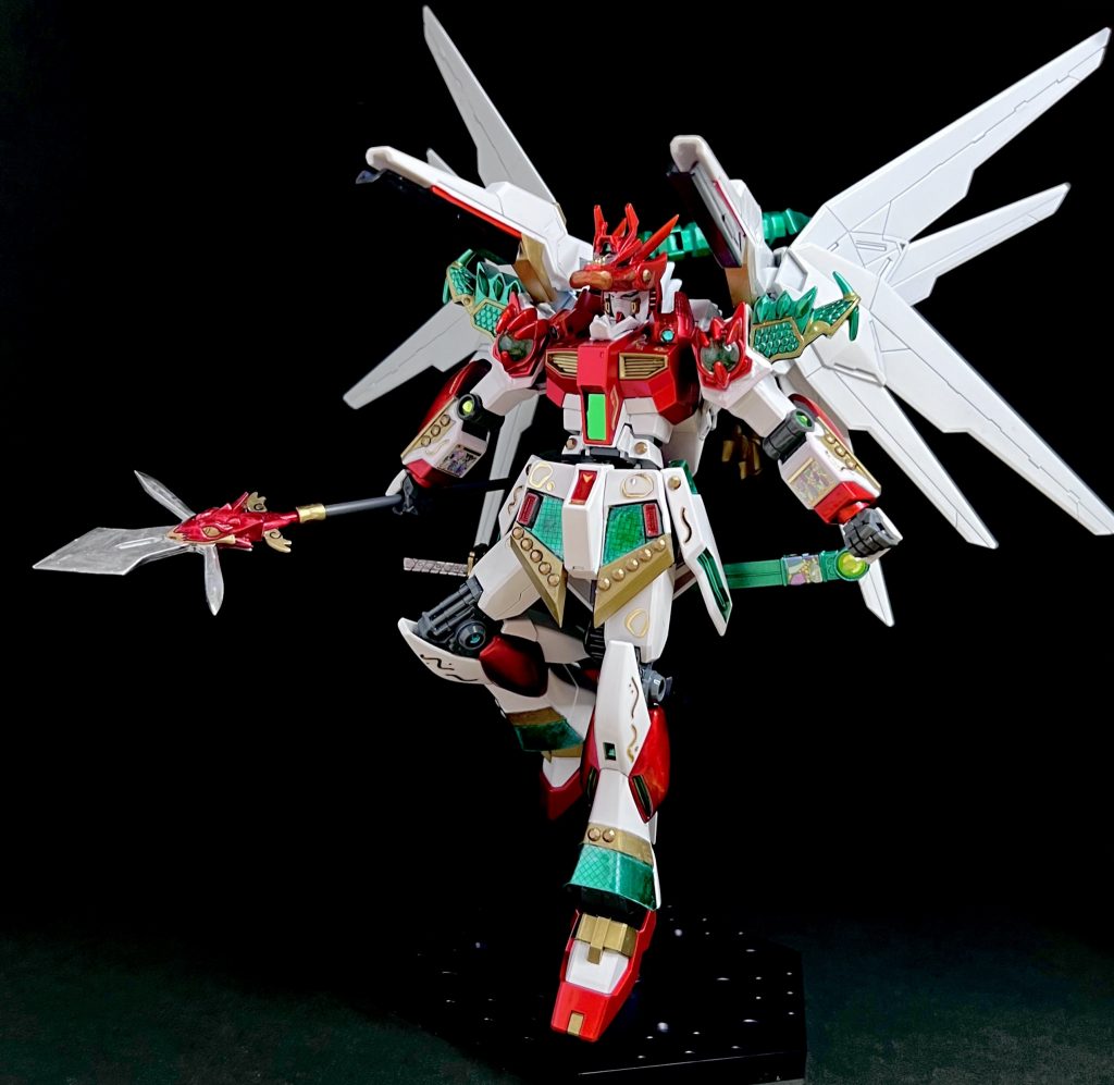 νガンダムのイメージとは離れますが、ウイングの組み替えでハイマットフルバーストも可能です