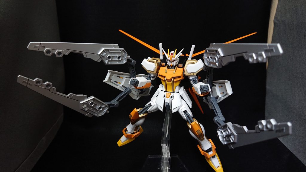 インパルスのシールドにバトルアームアームズのスタビライザーを組み合わせて大きなハサミのような攻防一体の武器を作ってみました大きなハサミが特徴なので名前はキャンサーにしました