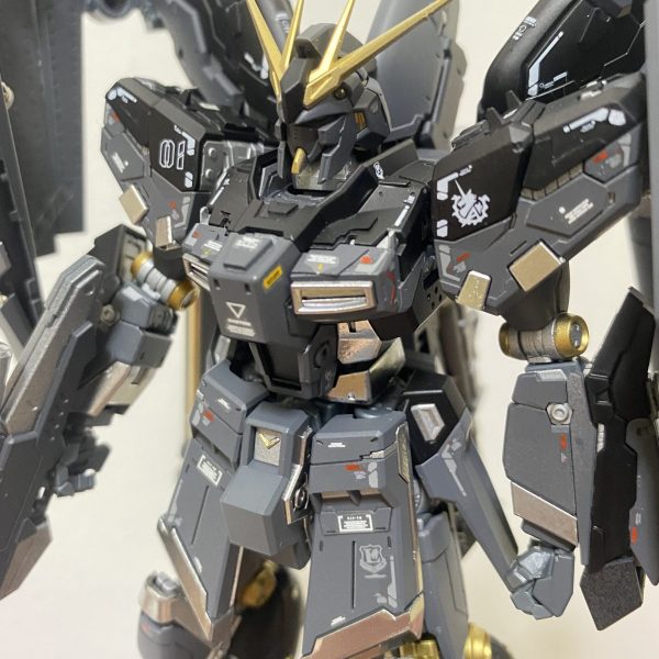 Hi-νガンダム　ブラック